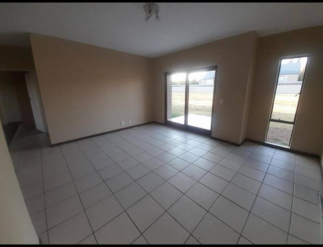 2 BEDROOM APARTMENT FOR SALE IN ELDO LAKES ESTATE